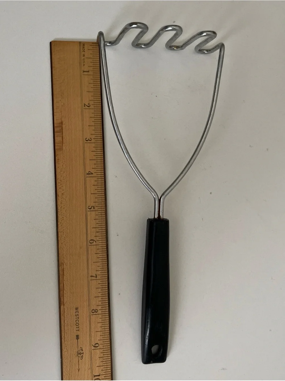 Vintage Ekco Potato Vegetable Masher Black Handle Stainless Steel 9.5”
